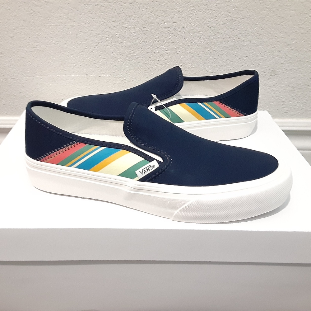 Vans - Picture 1 of 5